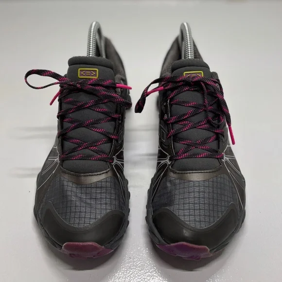 New Balance WT1010v2 Trail Running Shoes Women’s 7.5 Gray Pink Vibram - Picture 4 of 14